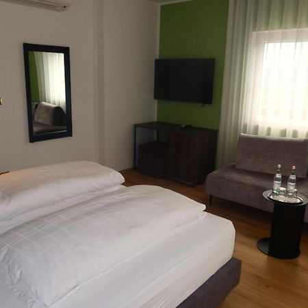 Hotel Rotwand Laives Esterno foto