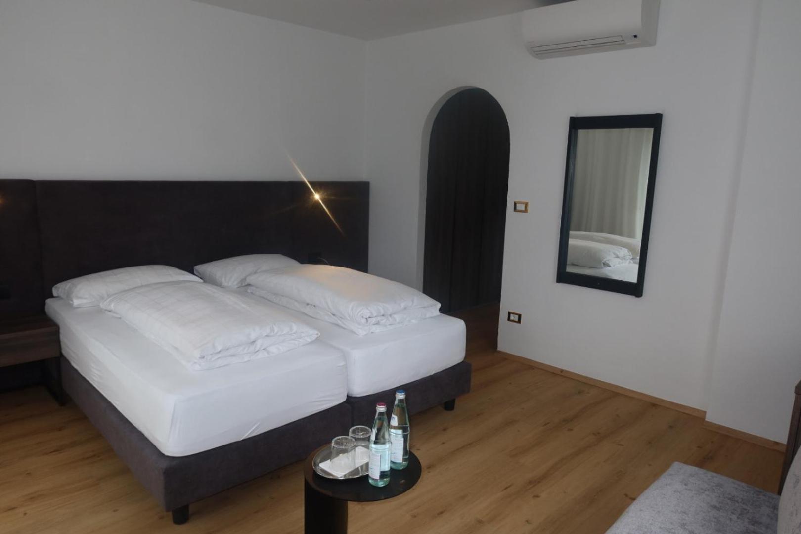 Hotel Rotwand Laives Esterno foto
