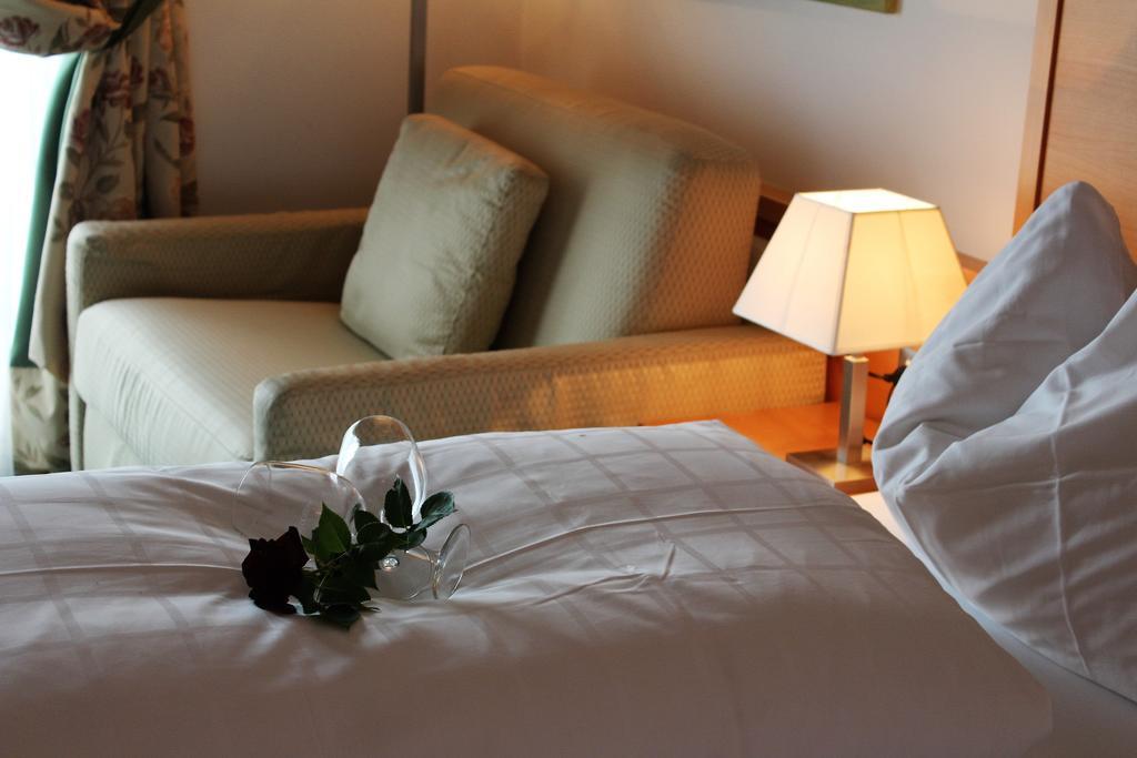 Hotel Rotwand Laives Esterno foto