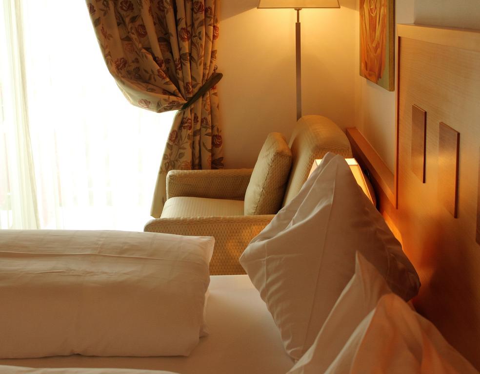 Hotel Rotwand Laives Esterno foto